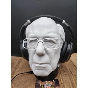Bernie Sanders Headset Holder - PC Gamer Headphone Stand - Gift for Gamer Dad